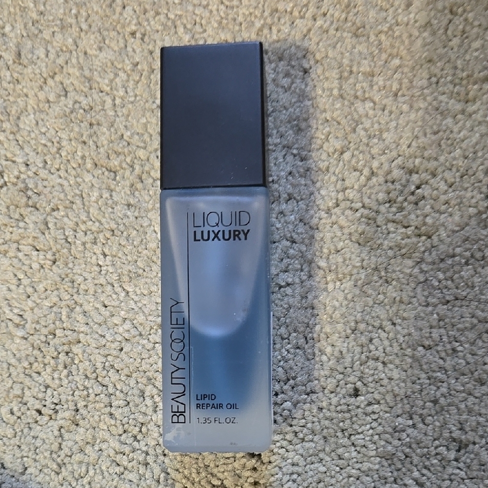 Beauty Society Liquid Luxury Lipid Repair Oil